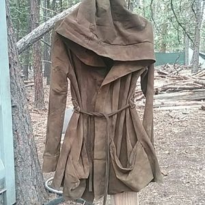 Blossoming Bumble Sunday Robe